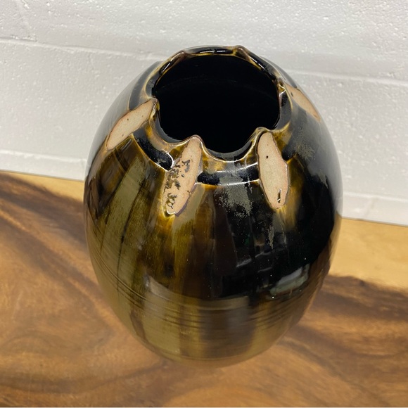 17” Tall Pottery Floor Vase Artisan Made - Picture 7 of 12